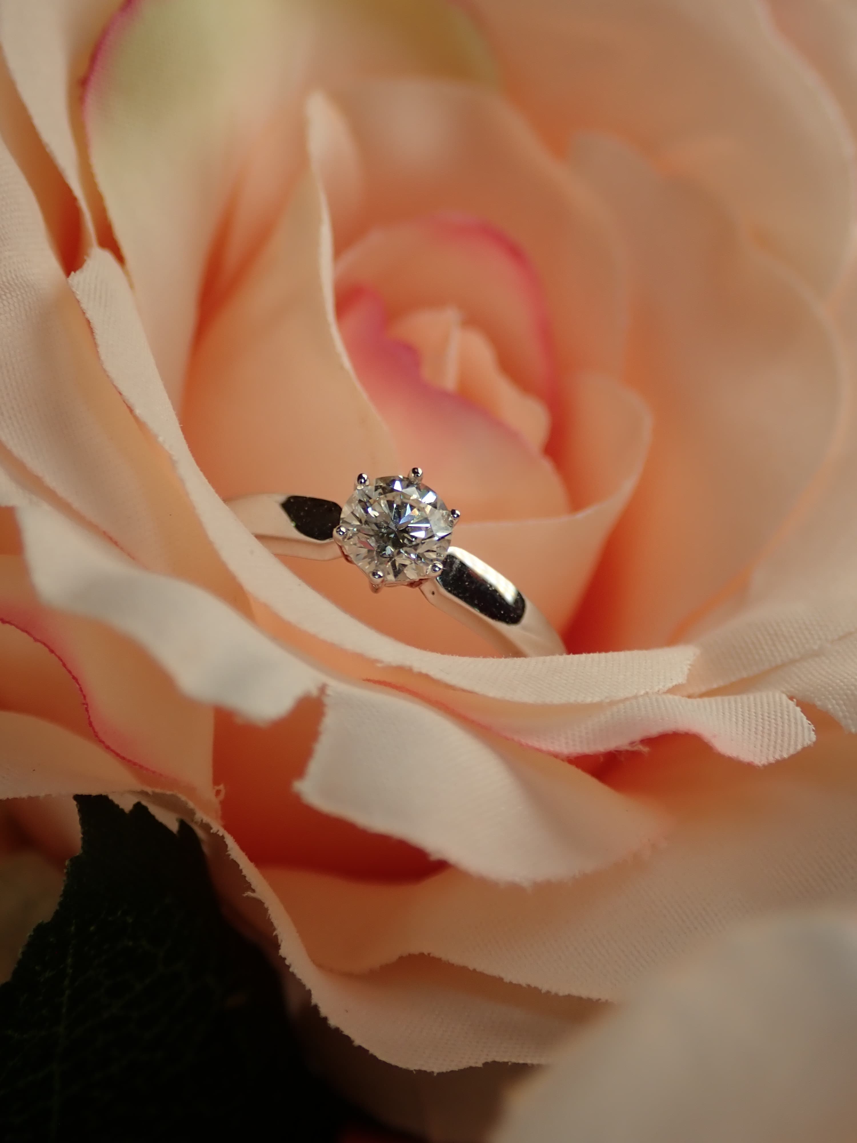 Verlobungsring mit Brillant Ansicht 1