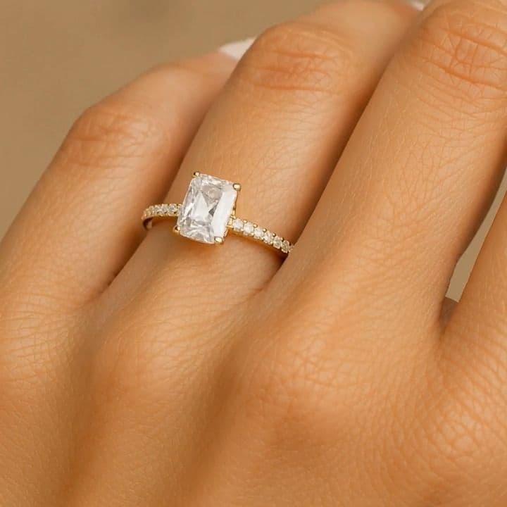 Zarte Verlobungsring – Weber Collection