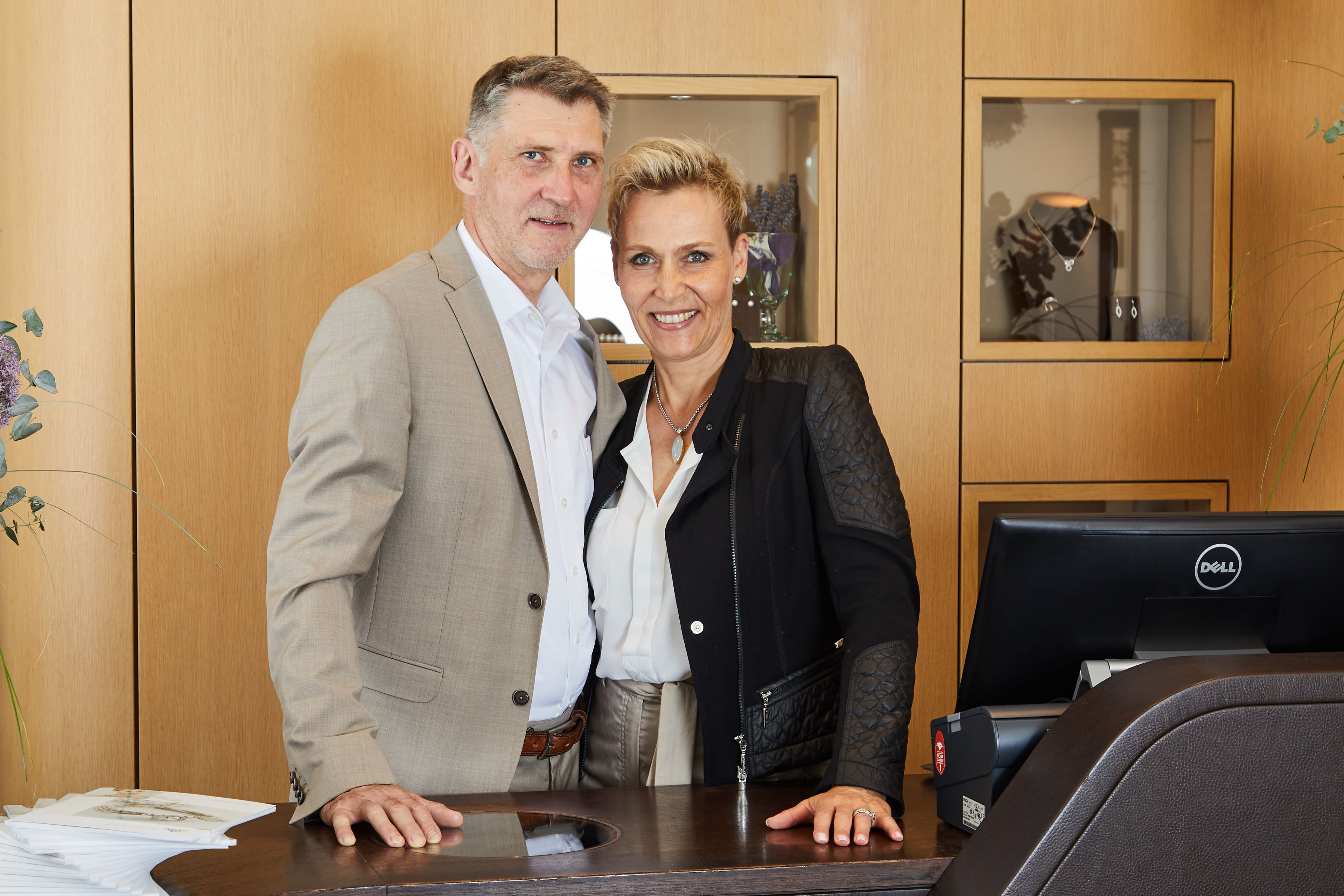 Verlobungsringe Würzburg - Juwelier Endres Verlobungsringexperte