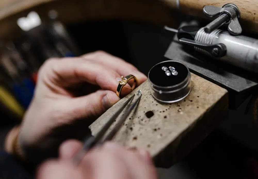 Werkstatt Service - Juwelier Behrendt Flensburg